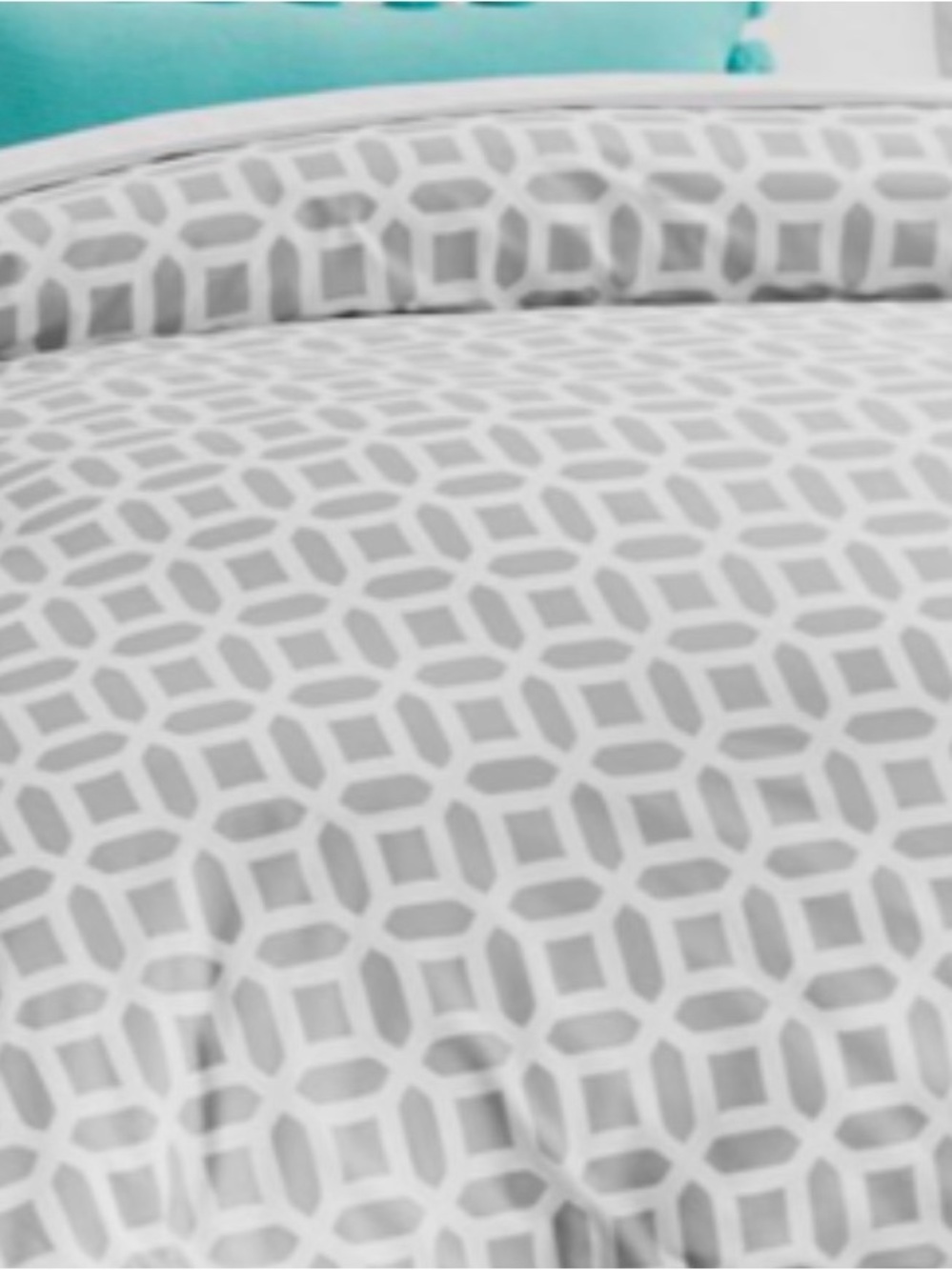 Pottery Barn Teen Gray and White Peyton Duvet Cover and Shams
